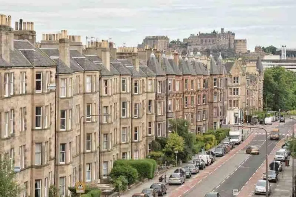 Lovely And Spacious 5 Bed Flat In Marchmont.